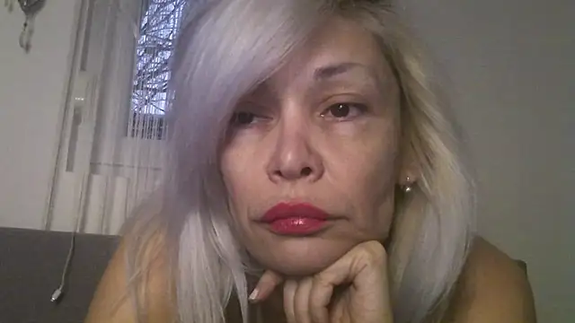 EvaaMina online show from 14, 12, 2025