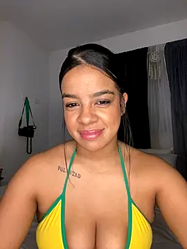 trianawhite online show from 13, 12, 2025