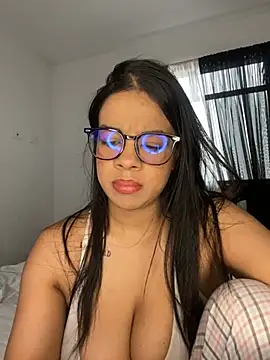 trianawhite online show from 16, 7, 2026