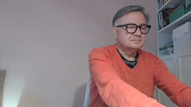 YOU6me online show from 8, 4, 2026