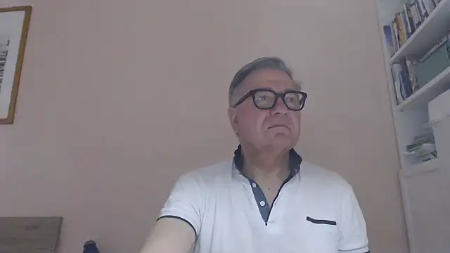 Snapshot of YOU6me chatting on 25, 6, 2026 YOU6me online show from 25, 6, 2026