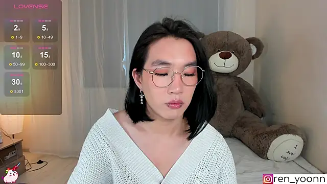 Snapshot of Ren_yoon chatting on 20, 6, 2026 Ren yoon online show from 20, 6, 2026