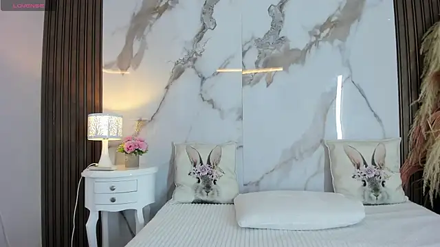 hannahill69 online show from 3, 3, 2026