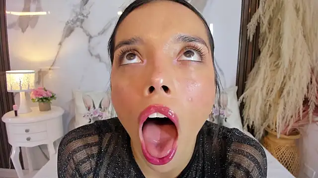 hannahill69 online show from 16, 7, 2026