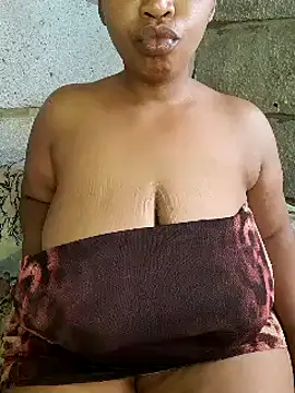 winterqueenx online show from 10, 12, 2024