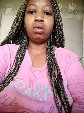 Snapshot of winterqueenx chatting on 5, 7, 2026 winterqueenx online show from 5, 7, 2026