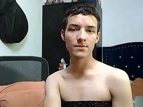 Snapshot of andys_26 chatting on 18, 4, 2026 andys 26 online show from 18, 4, 2026