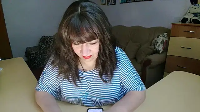 Lucretia Goldi  online show from 5, 2, 2026