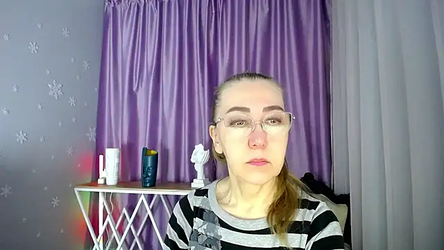 queen a n i online show from 22, 2, 2025