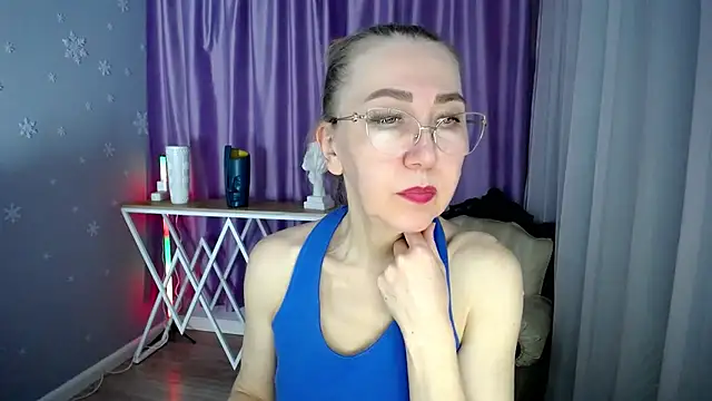 queen a n i online show from 24, 2, 2025