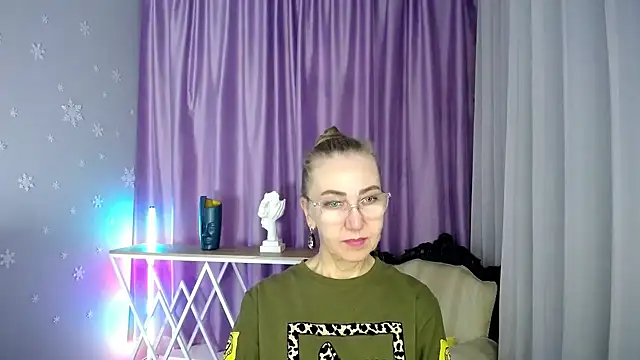 queen a n i online show from 9, 9, 2025