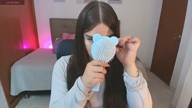 Miley Baker online show from 14, 4, 2026