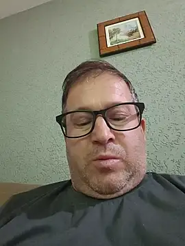 Snapshot of tavio1 chatting on 2, 8, 2026 tavio1 online show from 2, 8, 2026