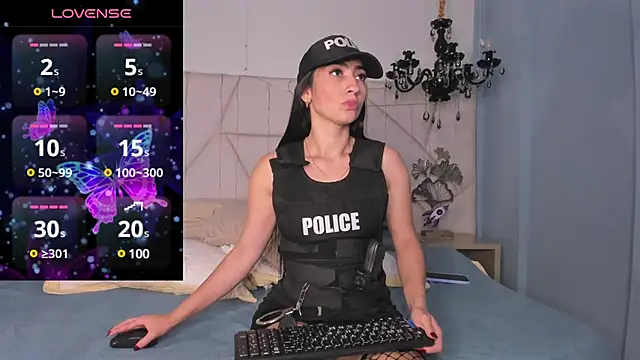 Snapshot of Selenee- chatting on 2, 3, 2025 Selenee- online show from 2, 3, 2025