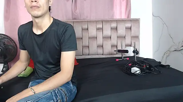 Snapshot of Sexytaty2022 chatting on 15, 3, 2026 Sexytaty2022 online show from 15, 3, 2026