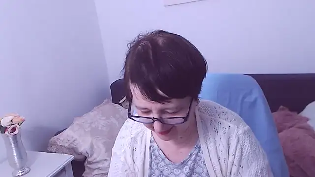 ChristaRose online show from 20, 2, 2025