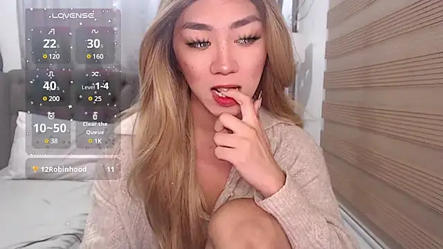 Snapshot of Local_Hoelyx chatting on 1, 1, 2025 Local Hoelyx online show from 1, 1, 2025