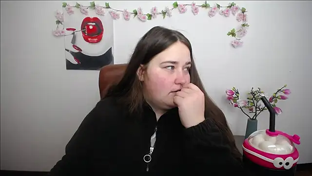 XX Daniella XX online show from 2, 2, 2026