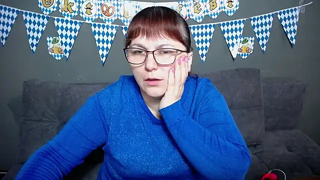 AliceInksSweetty online show from 27, 9, 2025