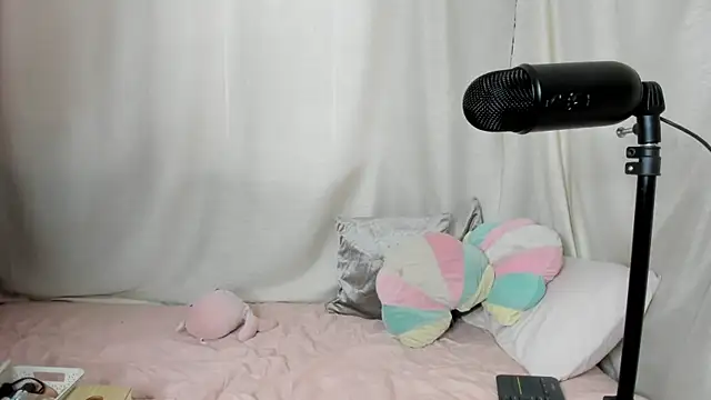 Snapshot of susy_angel chatting on 24, 9, 2025 susy angel online show from 24, 9, 2025
