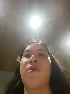 Hebefemme online show from 2, 3, 2025