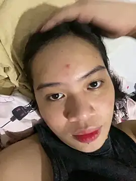 Hebefemme online show from 8, 3, 2025