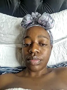 Sexynaughty Gal online show from 14, 12, 2025