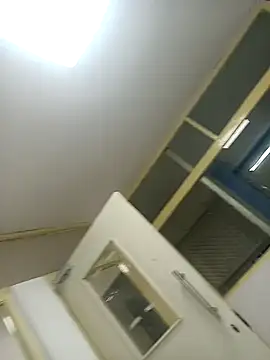 giri1817 online show from 5, 1, 2025