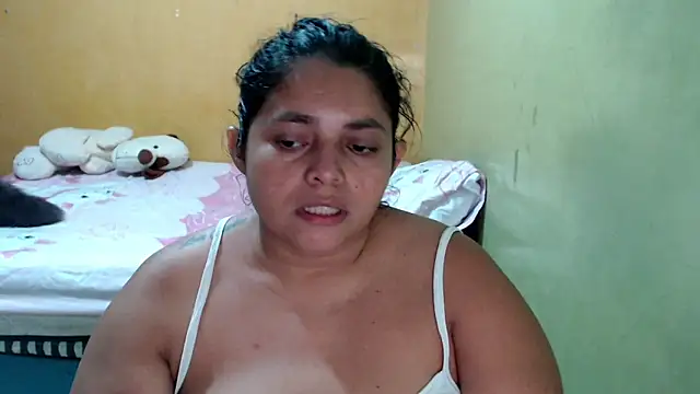 Snapshot of yulieth_bbw chatting on 29, 5, 2026 yulieth bbw online show from 29, 5, 2026