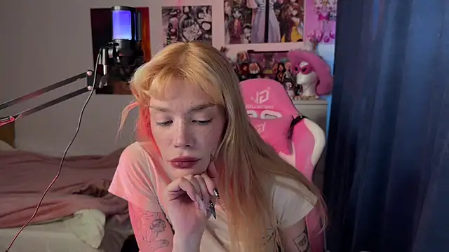 Snapshot of boobsybootie chatting on 5, 12, 2024 boobsybootie online show from 5, 12, 2024