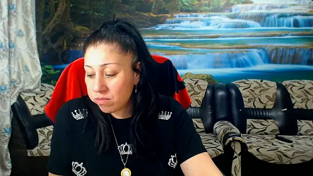 MoistMady online show from 14, 4, 2026