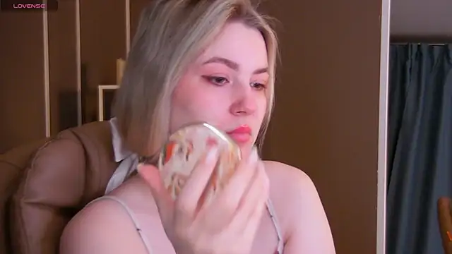 elinanortas online show from 1, 2, 2025