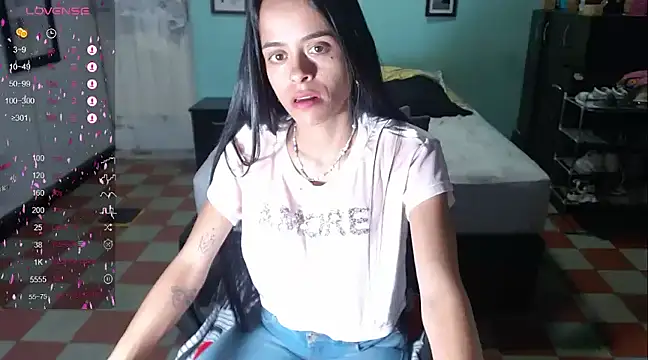 Snapshot of Mia_sexy18_ chatting on 16, 1, 2025 Mia sexy18  online show from 16, 1, 2025