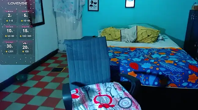 Snapshot of Mia_sexy18_ chatting on 1, 3, 2025 Mia sexy18  online show from 1, 3, 2025