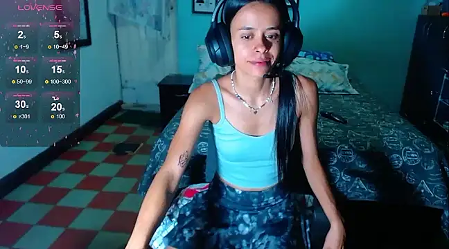 Snapshot of Mia_sexy18_ chatting on 8, 3, 2025 Mia sexy18  online show from 8, 3, 2025