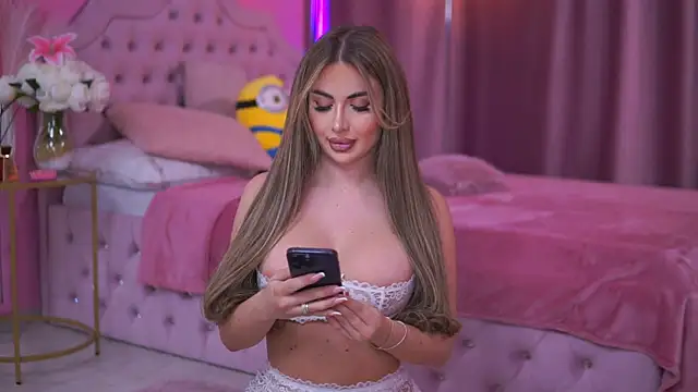 AshleySinn online show from 7, 2, 2025