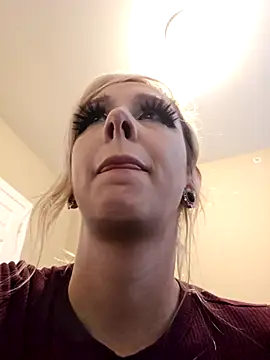 AmethystFoxx online show from 15, 11, 2025