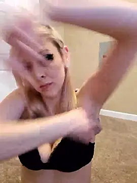 AmethystFoxx online show from 12, 1, 2026