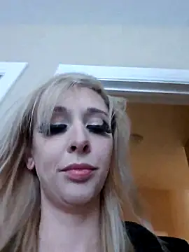 Snapshot of AmethystFoxx chatting on 4, 2, 2026 AmethystFoxx online show from 4, 2, 2026