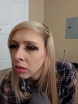 Snapshot of AmethystFoxx chatting on 7, 2, 2026 AmethystFoxx online show from 7, 2, 2026