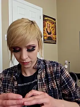 Snapshot of AmethystFoxx chatting on 18, 3, 2026 AmethystFoxx online show from 18, 3, 2026