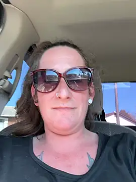 Mini And The Bear online show from 31, 5, 2026