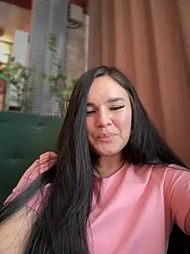 Niki li online show from 6, 3, 2025