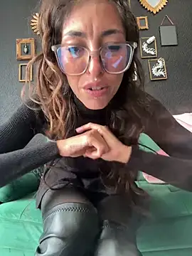 amanilouve online show from 13, 3, 2026