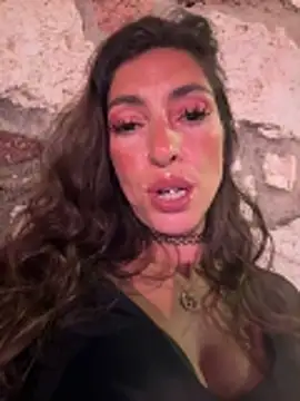 amanilouve online show from 12, 4, 2026