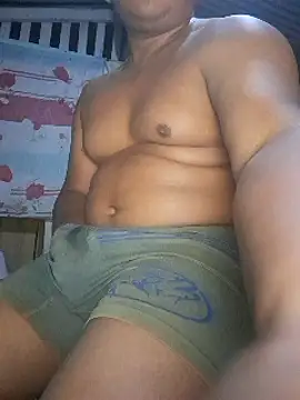 Efrain2090 online show from 1, 3, 2025