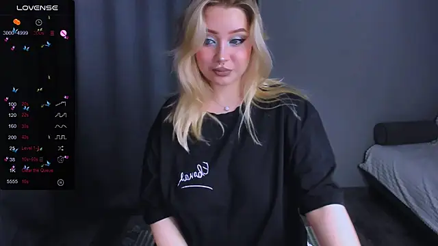 MonaLauu online show from 18, 11, 2025