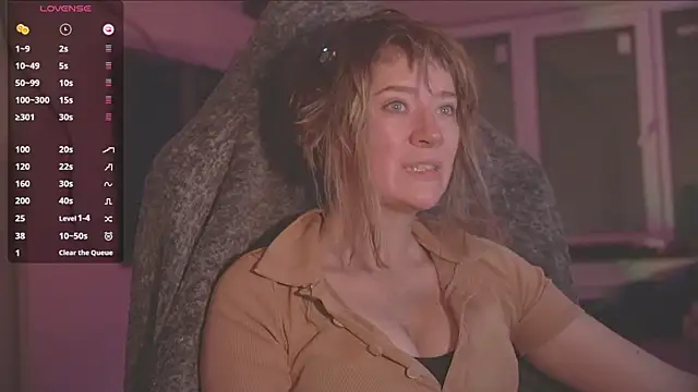 Snapshot of RikkiSanchez chatting on 1, 11, 2025 RikkiSanchez online show from 1, 11, 2025