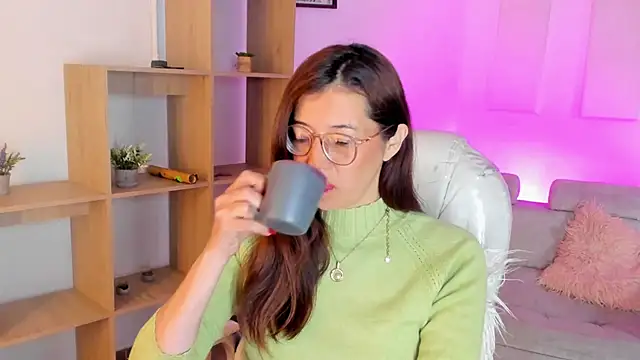 Antonnella 3 online show from 28, 9, 2025