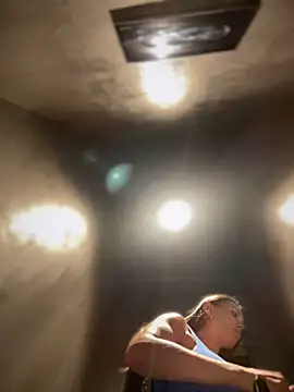 Snapshot of Emma_Catt chatting on 23, 2, 2025 Emma Catt online show from 23, 2, 2025